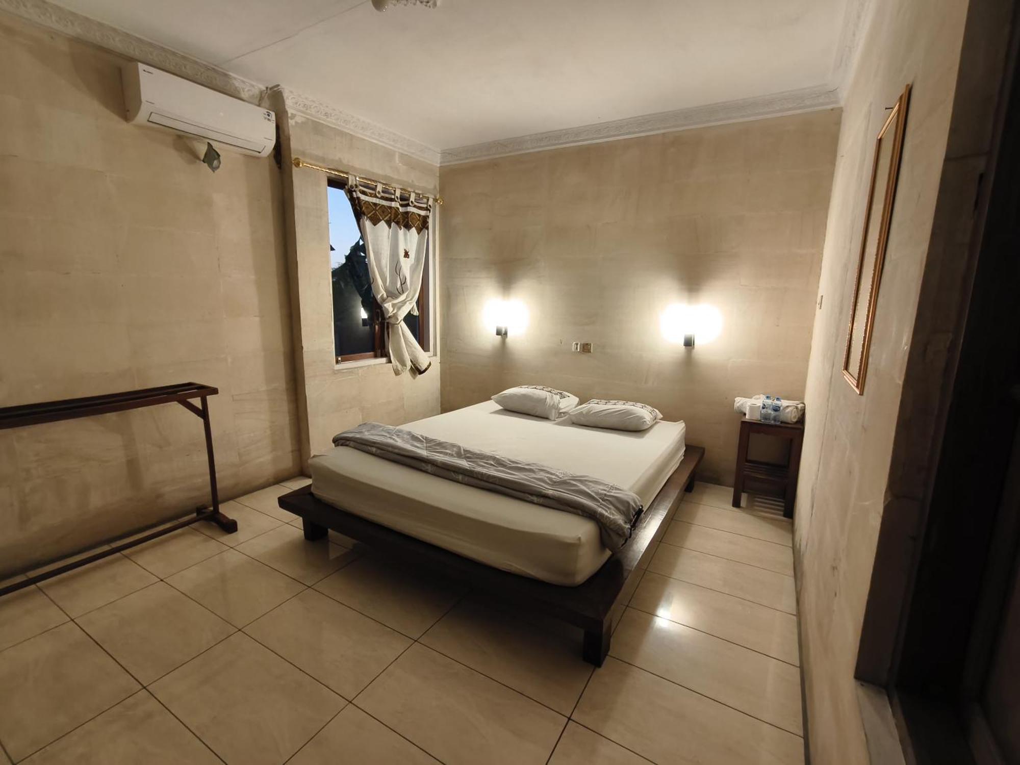 Lotus 2 Guest House Magelang Exterior foto